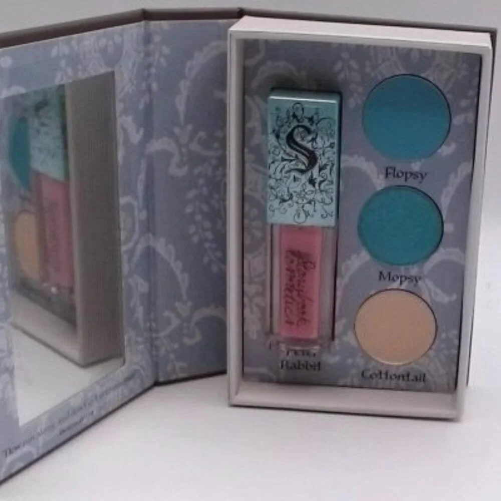 The Tale of Peter Rabbit, By‎ Beatrix Potter, Eyeshadow and Lipstick Set, BNIB